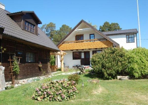 Laane Pansion Bed and Breakfast Käsmu Exteriör bild